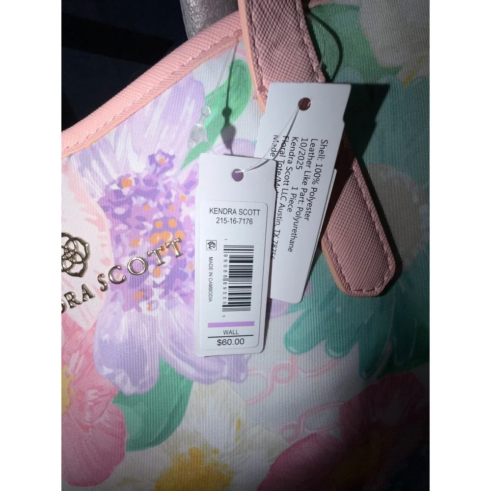 Kendra Scott carry spring